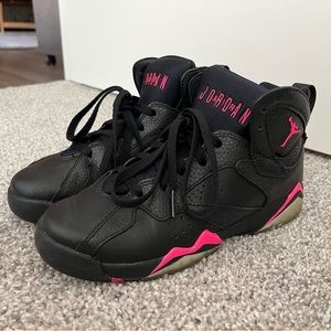 Nike Air Jordan 7 Retro GG Black HYPER Pink 442960-018 Size 6Y